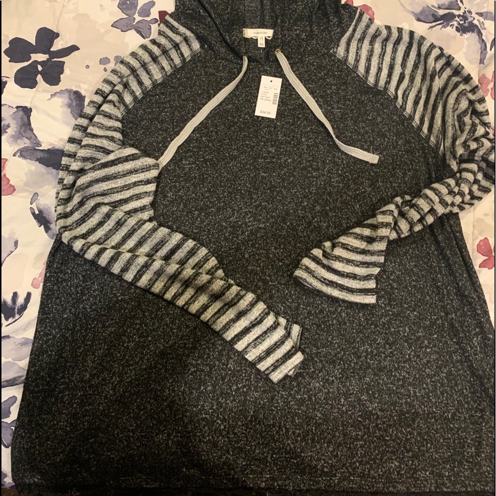Maurices sweater hoodie thin